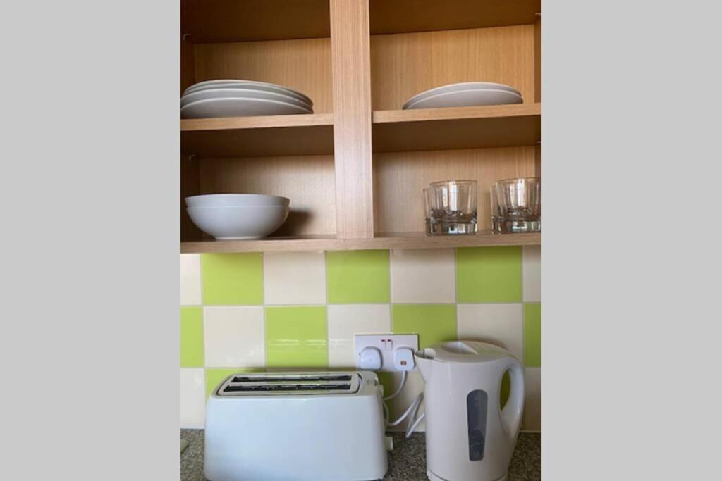 3 Bed Contemporary Crewe Apartment Εξωτερικό φωτογραφία